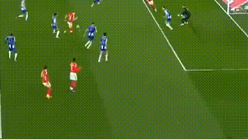 2-2战平再现，穆帅错失良机，本菲卡落后榜首7分