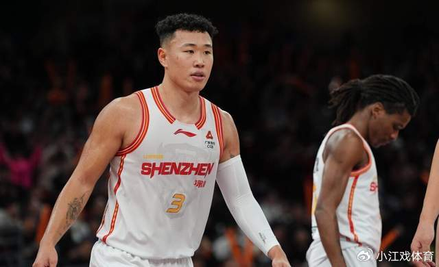 23投砍32分并命中5记三分，贺希宁成深圳胜负手，