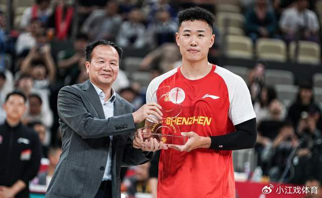 23投砍32分并命中5记三分，贺希宁成深圳胜负手，
